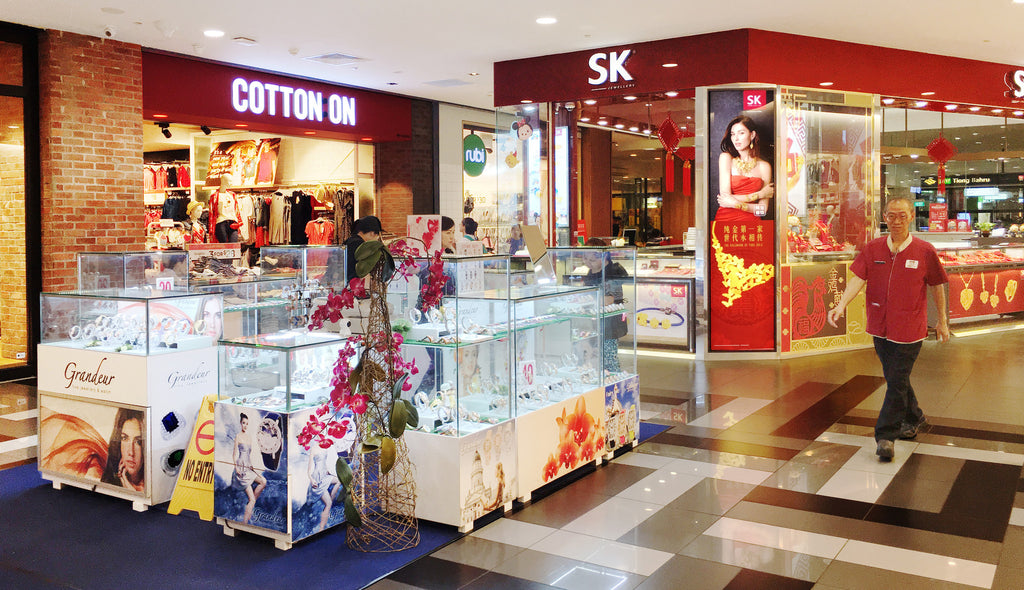 New opening Grandeur Outlet @ Tiong Bahru Plaza