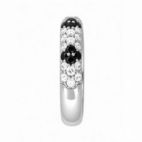 GRANDEUR ROUND LAB GROWN BLACK SAPPHIRE RING