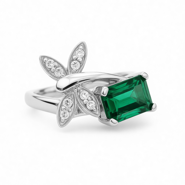 GRANDEUR EMERALD CUT LAB GROWN EMERALD RING